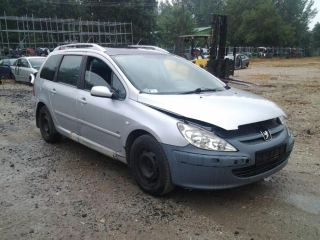 bontott PEUGEOT 307 Első Lökhárító (Üresen)