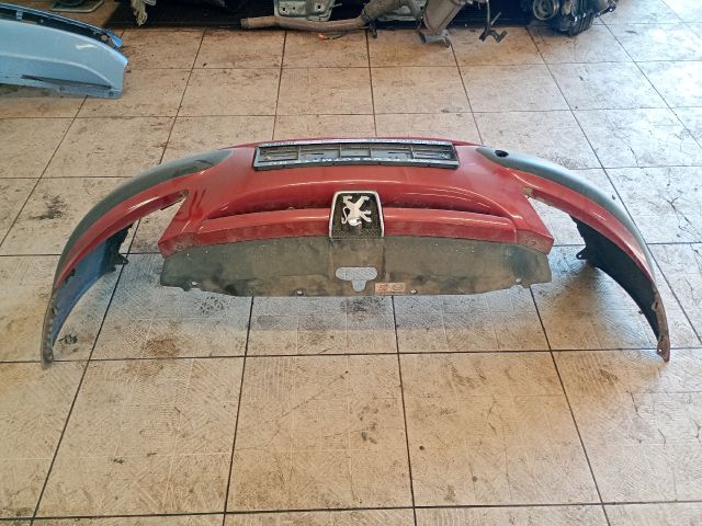 bontott PEUGEOT 307 Első Lökhárító (Üresen)