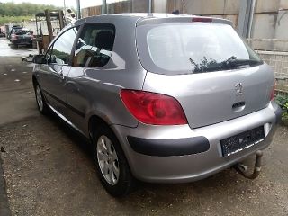 bontott PEUGEOT 307 Emelő