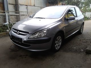 bontott PEUGEOT 307 Emelő