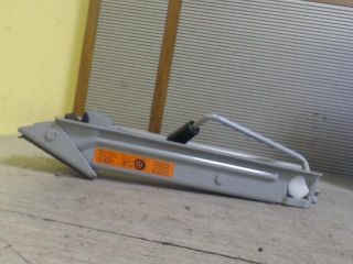 bontott PEUGEOT 307 Emelő