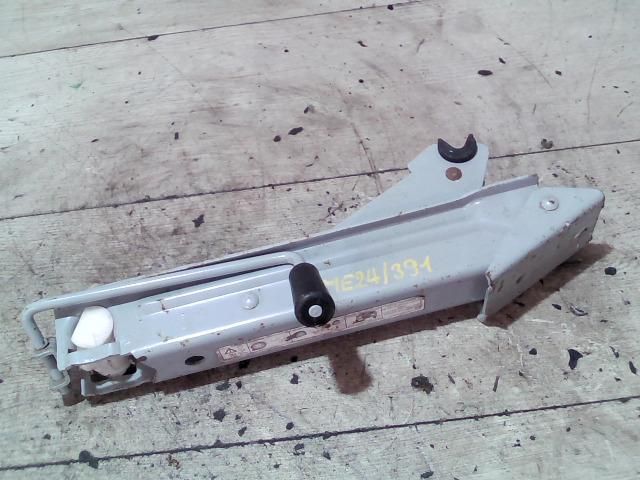 bontott PEUGEOT 307 Emelő