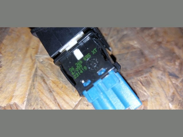 bontott PEUGEOT 307 ESP Kapcsoló