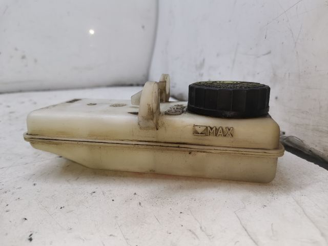 bontott PEUGEOT 307 Fékfolyadék Tartály