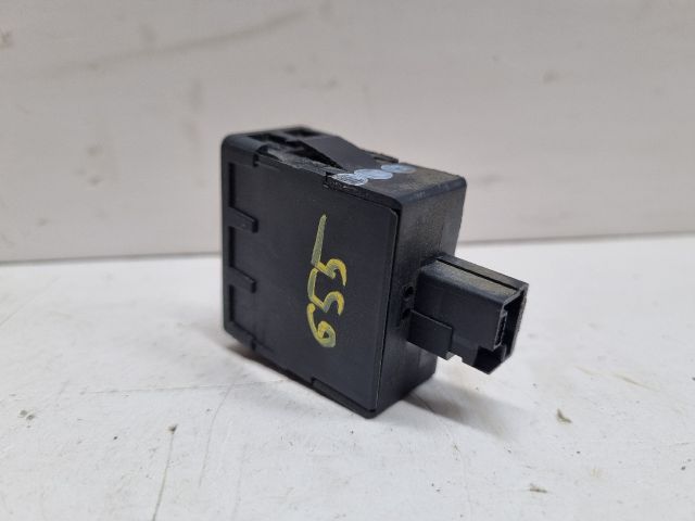 bontott PEUGEOT 307 Fényszórómagasság Állító Kapcsoló