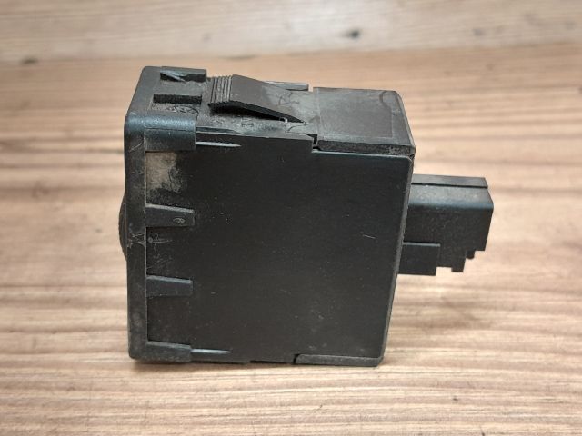 bontott PEUGEOT 307 Fényszórómagasság Állító Kapcsoló