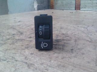 bontott PEUGEOT 307 Fényszórómagasság Állító Kapcsoló