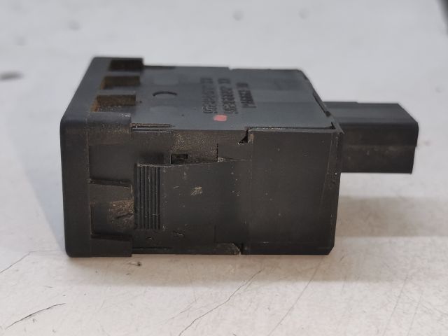 bontott PEUGEOT 307 Fényszórómagasság Állító Kapcsoló