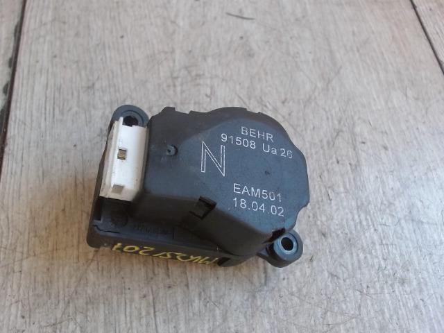 bontott PEUGEOT 307 Fűtés Állító Motor