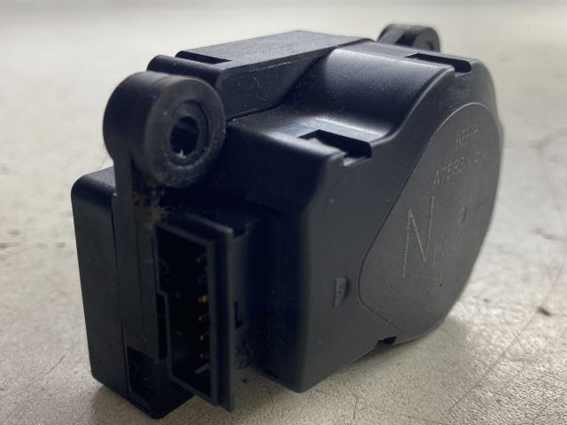 bontott PEUGEOT 307 Fűtés Állító Motor