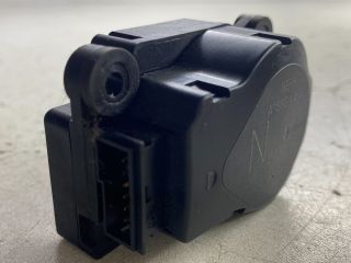 bontott PEUGEOT 307 Fűtés Állító Motor