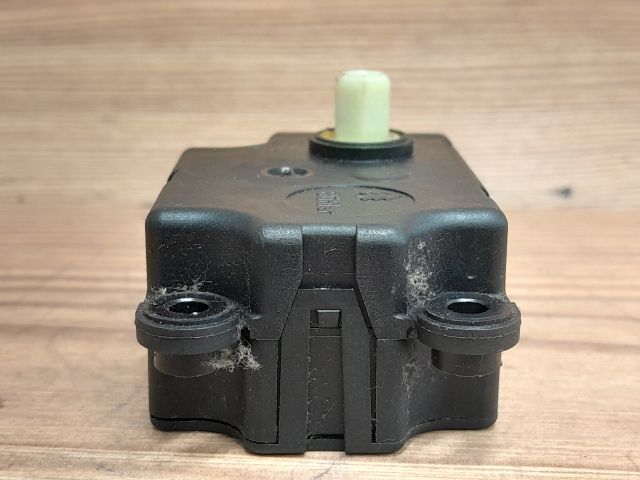 bontott PEUGEOT 307 Fűtés Állító Motor