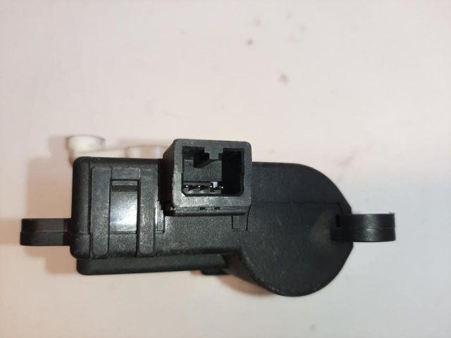 bontott PEUGEOT 307 Fűtés Állító Motor