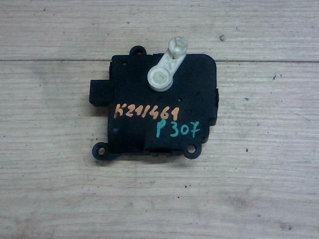 bontott PEUGEOT 307 Fűtés Állító Motor