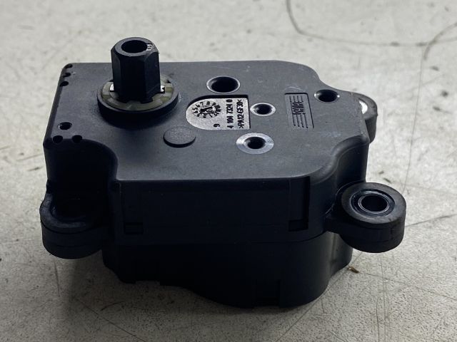 bontott PEUGEOT 307 Fűtés Állító Motor