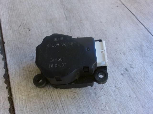 bontott PEUGEOT 307 Fűtés Állító Motor