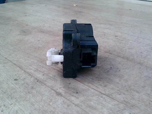 bontott PEUGEOT 307 Fűtés Állító Motor