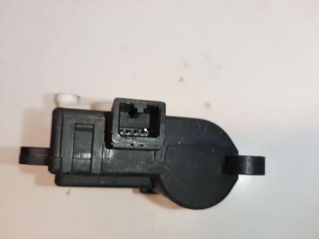 bontott PEUGEOT 307 Fűtés Állító Motor