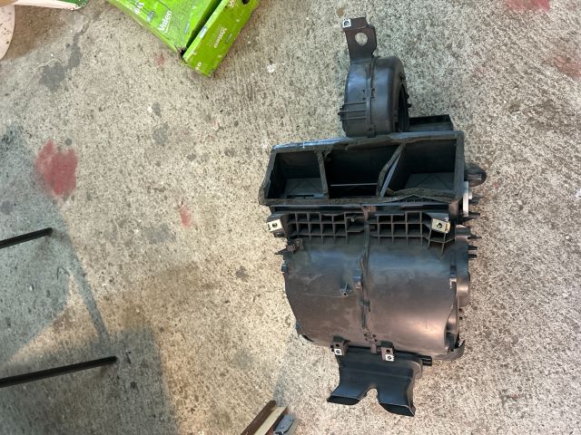 bontott PEUGEOT 307 Fűtés Box