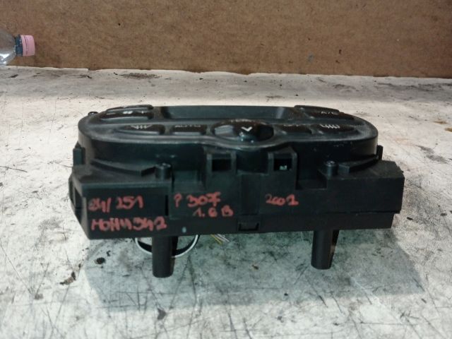 bontott PEUGEOT 307 Fűtéskapcsoló (digit klímás)