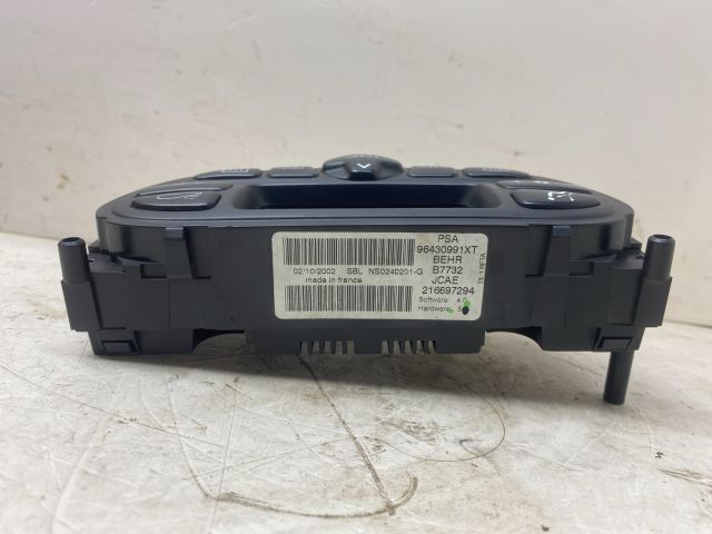 bontott PEUGEOT 307 Fűtéskapcsoló (digit klímás)