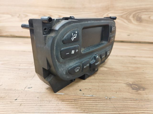 bontott PEUGEOT 307 Fűtéskapcsoló (digit klímás)