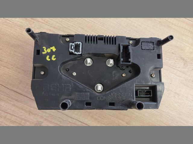 bontott PEUGEOT 307 Fűtéskapcsoló (digit klímás)