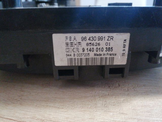 bontott PEUGEOT 307 Fűtéskapcsoló (digit klímás)