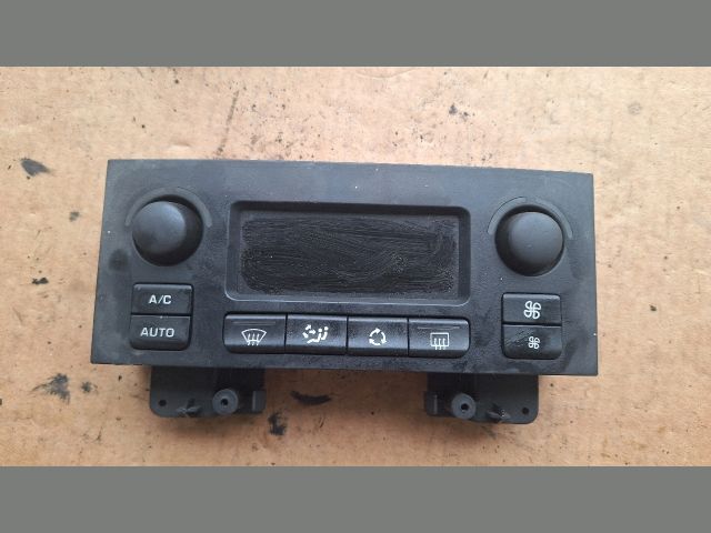 bontott PEUGEOT 307 Fűtéskapcsoló (digit klímás)