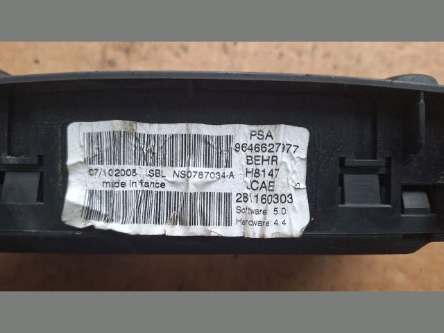 bontott PEUGEOT 307 Fűtéskapcsoló (digit klímás)