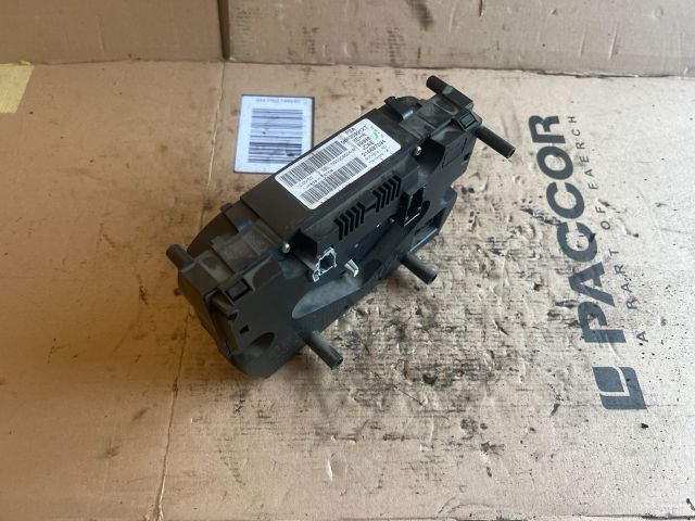 bontott PEUGEOT 307 Fűtéskapcsoló (digit klímás)