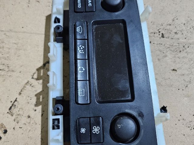 bontott PEUGEOT 307 Fűtéskapcsoló (digit klímás)