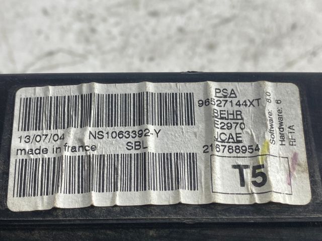 bontott PEUGEOT 307 Fűtéskapcsoló (digit klímás)