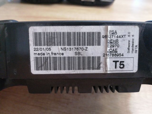 bontott PEUGEOT 307 Fűtéskapcsoló (digit klímás)