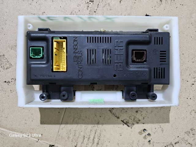 bontott PEUGEOT 307 Fűtéskapcsoló (digit klímás)