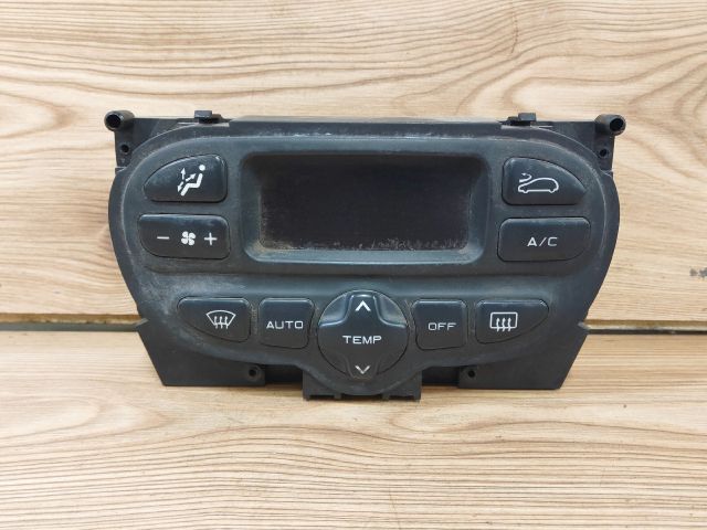 bontott PEUGEOT 307 Fűtéskapcsoló (digit klímás)