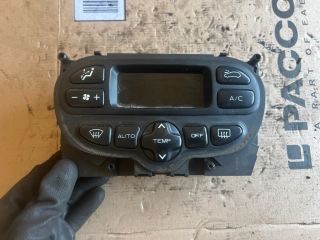 bontott PEUGEOT 307 Fűtéskapcsoló (digit klímás)