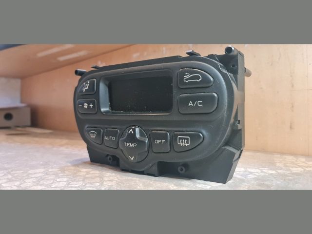 bontott PEUGEOT 307 Fűtéskapcsoló (digit klímás)