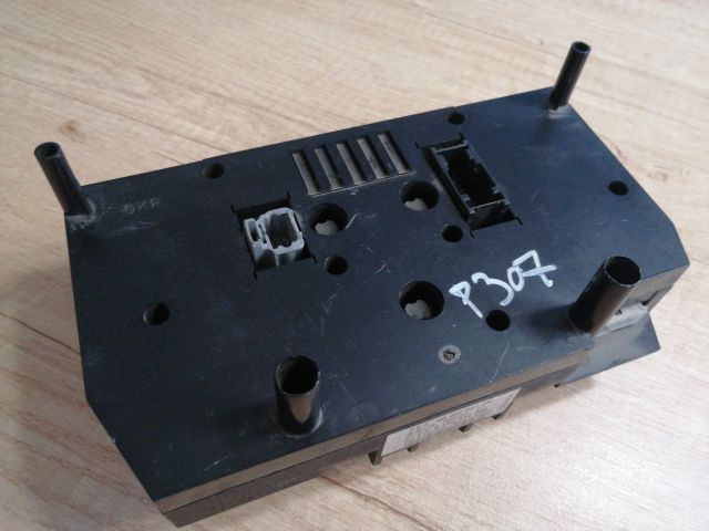 bontott PEUGEOT 307 Fűtéskapcsoló (digit klímás)