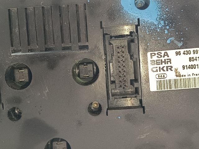 bontott PEUGEOT 307 Fűtéskapcsoló (digit klímás)