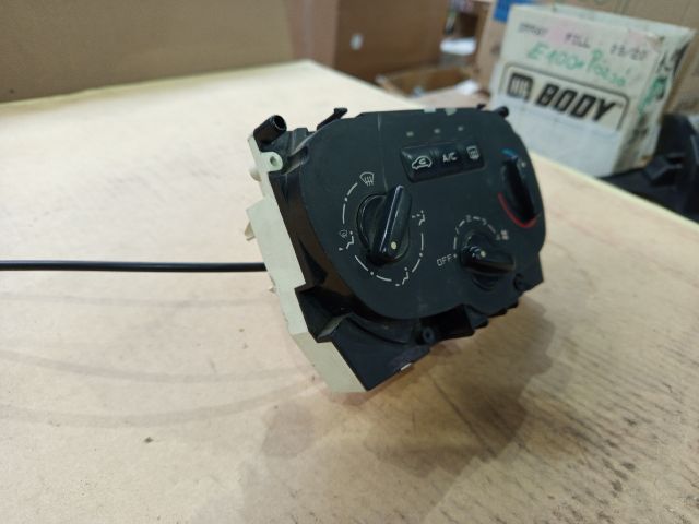 bontott PEUGEOT 307 Fűtéskapcsoló (manuális klímás)