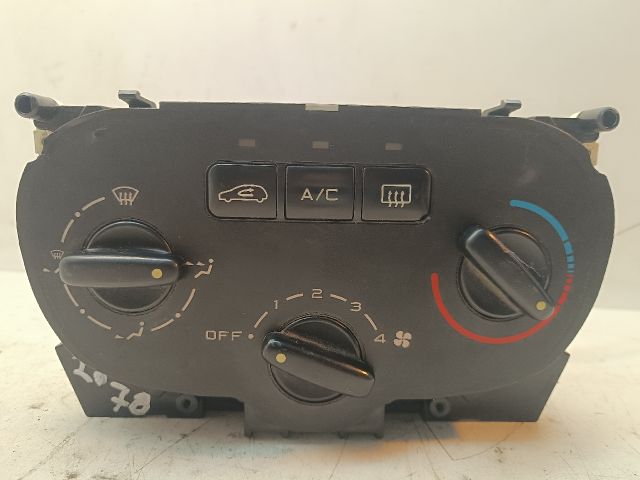 bontott PEUGEOT 307 Fűtéskapcsoló (manuális klímás)