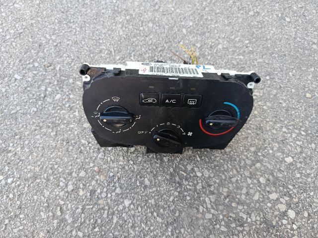 bontott PEUGEOT 307 Fűtéskapcsoló (manuális klímás)