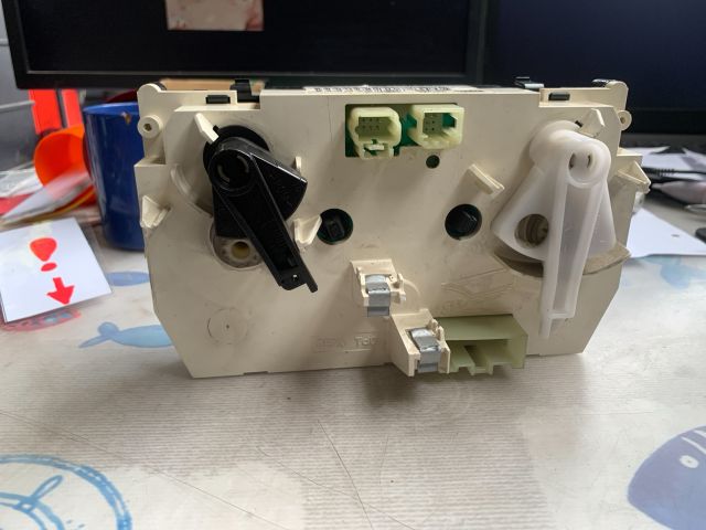 bontott PEUGEOT 307 Fűtéskapcsoló (manuális klímás)