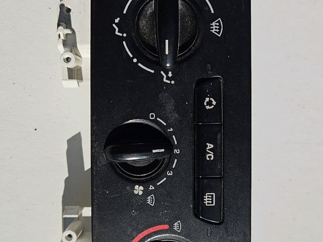 bontott PEUGEOT 307 Fűtéskapcsoló (manuális klímás)