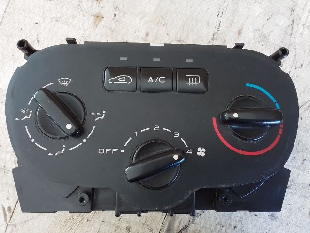 bontott PEUGEOT 307 Fűtéskapcsoló (manuális klímás)
