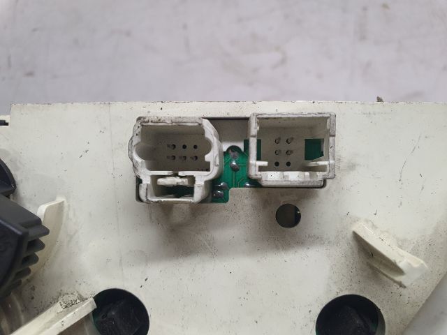 bontott PEUGEOT 307 Fűtéskapcsoló (Nem klímás)