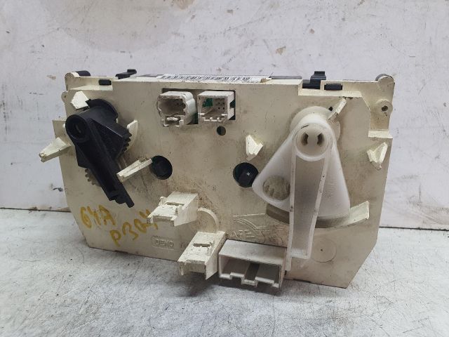 bontott PEUGEOT 307 Fűtéskapcsoló (Nem klímás)