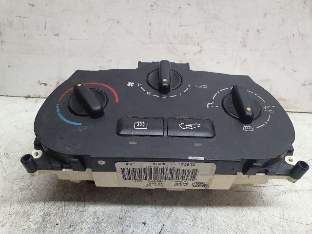 bontott PEUGEOT 307 Fűtéskapcsoló (Nem klímás)