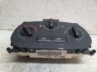 bontott PEUGEOT 307 Fűtéskapcsoló (Nem klímás)